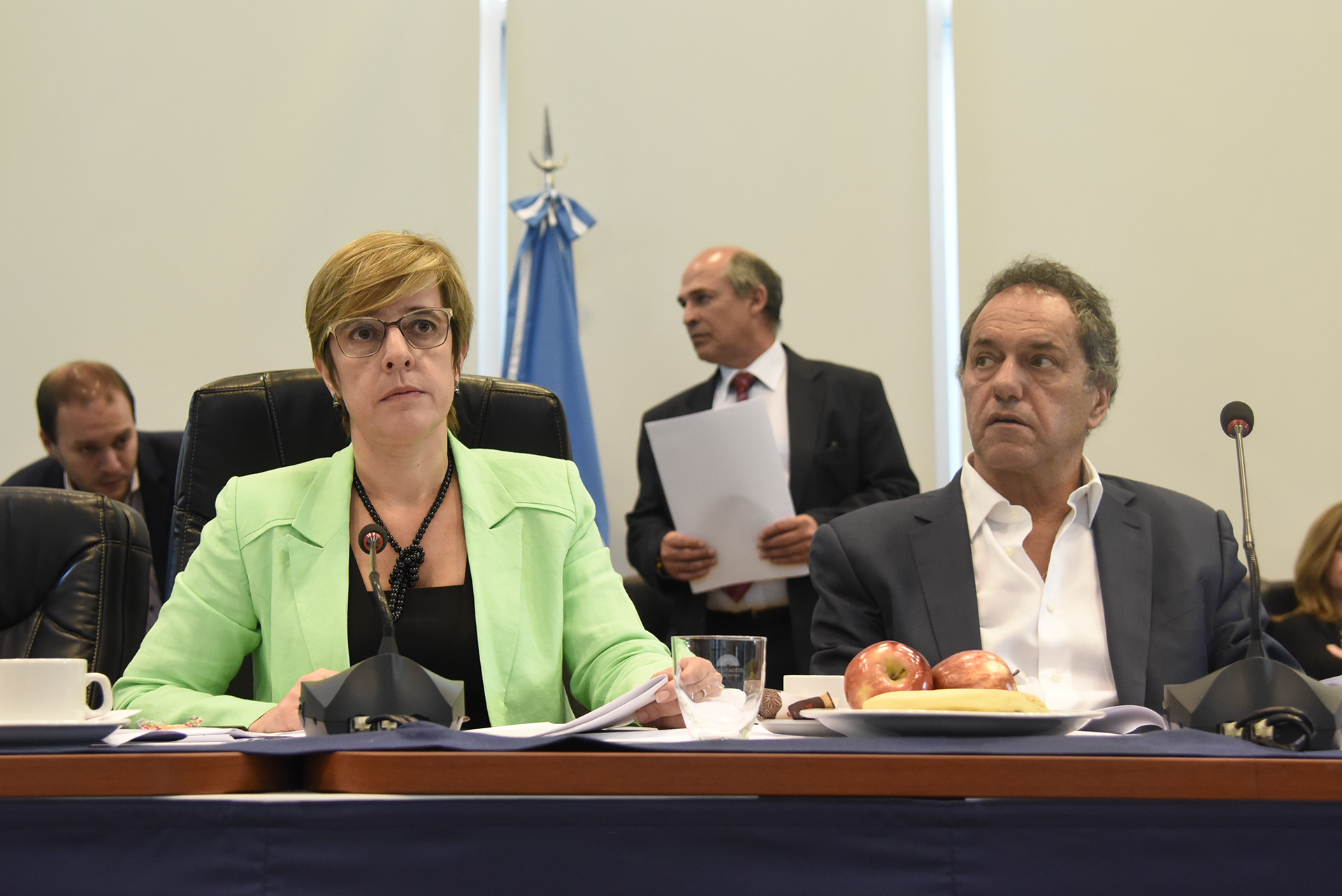 Galeria de imagenes de la noticia BARRABRAVAS: EL PROYECTO TIENE DICTAMEN Y SE TRATARÁ EN EL RECINTO EL 18 DE DICIEMBRE